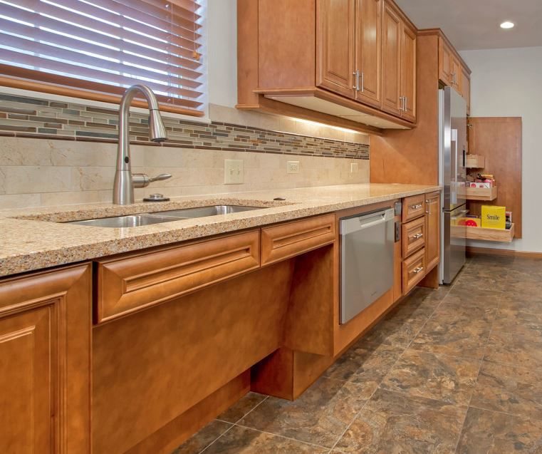 Kitchen.JPG